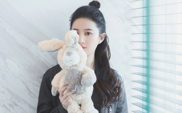 哄女朋友的最佳方式 女朋友不開(kāi)心了怎么哄開(kāi)心