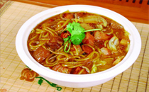 最適合冬天的豬肉燉粉條 豬肉燉粉條怎么做好吃又簡(jiǎn)單