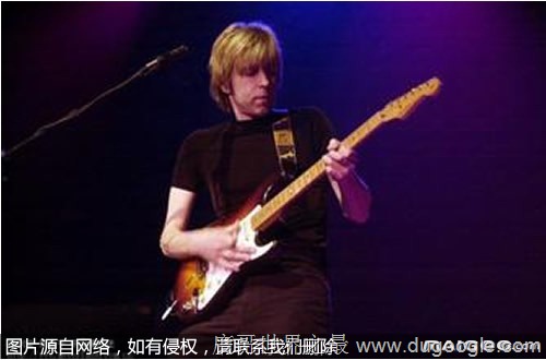 吉他大師排名 世界十大著名的吉他大師排行