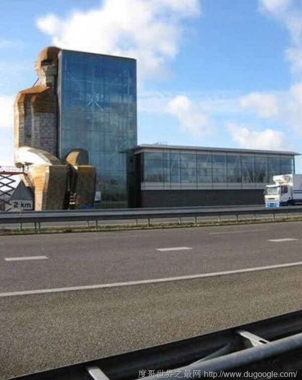 荷蘭建世界第一座人體博物館,可以走進人體大廈隨便逛