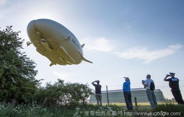 全球最大飛行器Airlander10再次啟航