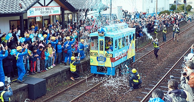 松下干電池驅動電車 打破行駛最遠世界紀錄