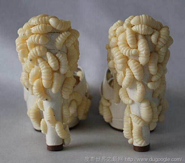 clip_image017 史上最丑的9雙高跟鞋,毛發(fā)高跟鞋寶貝 Baby成網(wǎng)絡(luò)熱搜紅鞋