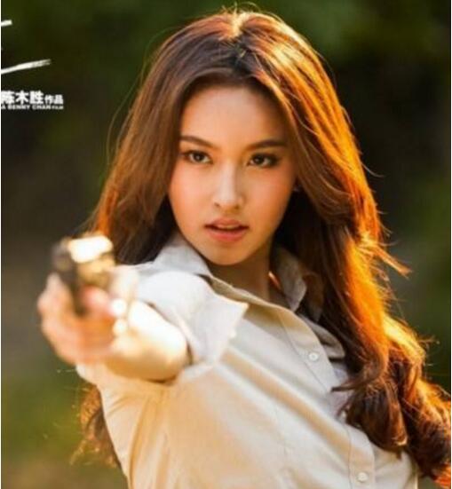 泰國(guó)最美人妖poy圖片，簡(jiǎn)直美若天仙(poy變性前后對(duì)比照)