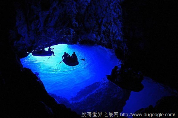 全世界最美麗的8個(gè)洞穴,中國(guó)桂林蘆笛巖不輸越南韓松洞
