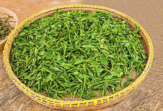 中國十大名茶，大紅袍為茶類之最(號稱茶中之王)