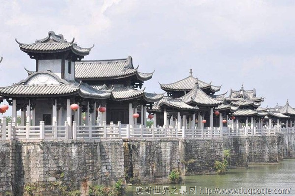 中國廣東廣濟橋，世界上最早的啟閉式橋梁