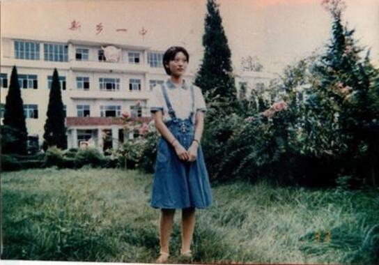 中國神童何碧玉,14歲高考900分上清華(還很漂亮)